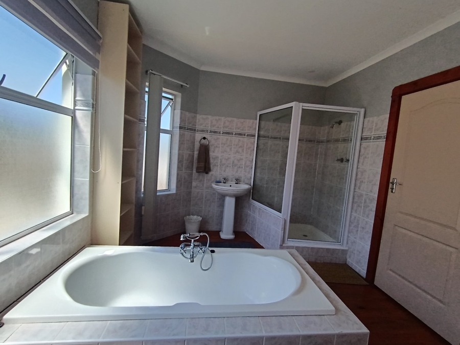 7 Bedroom Property for Sale in Tergniet Western Cape